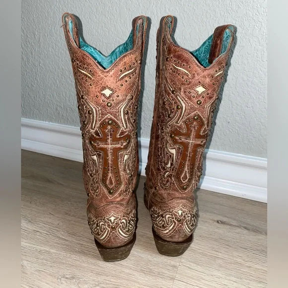 Corral Brown Embroidered Distressed Western Boots - Picture 3 of 4